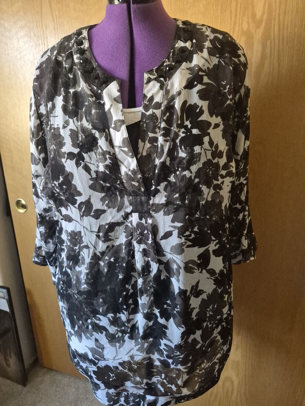 Evan Picone sheer beaded neck Blouse